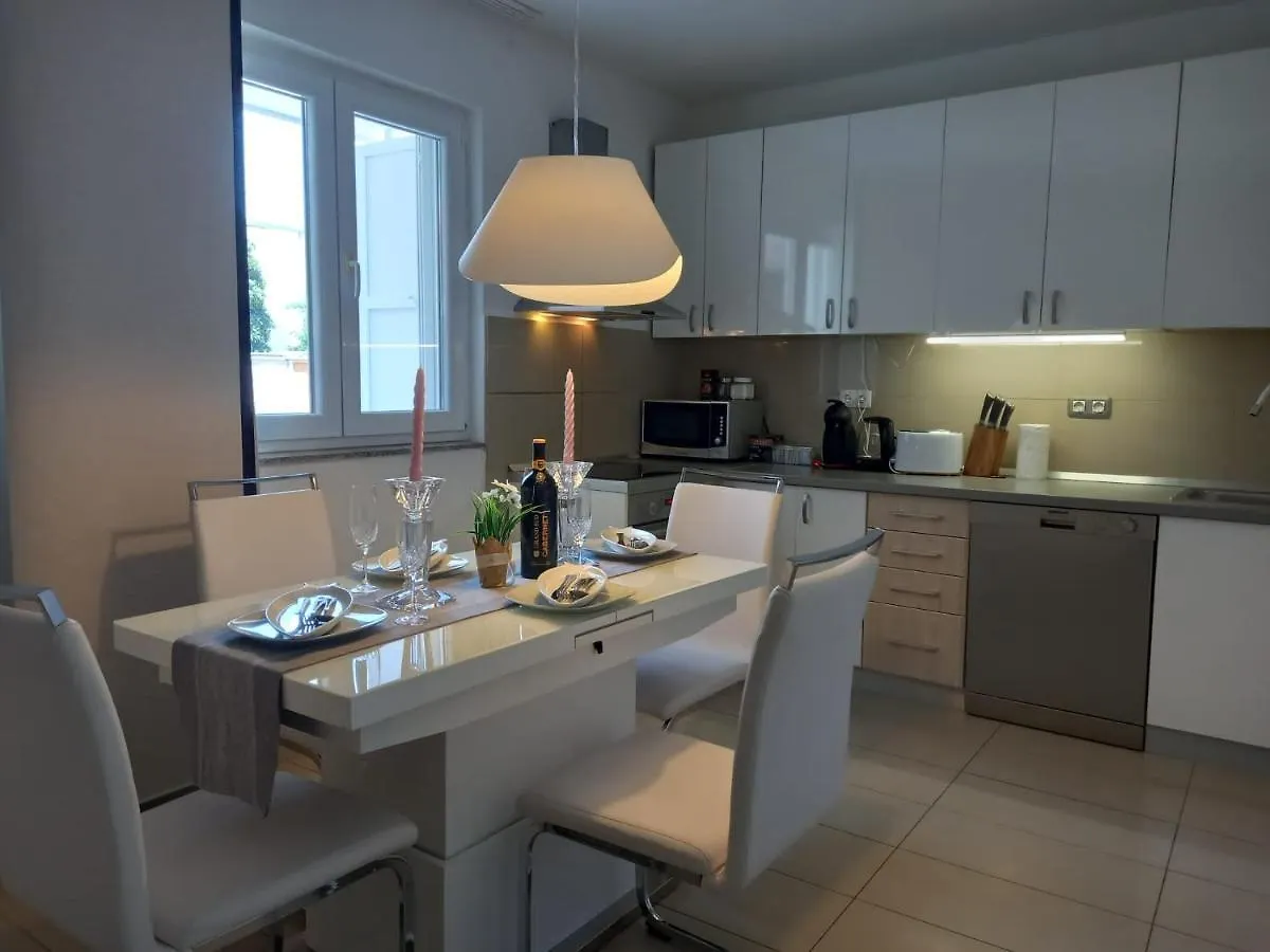 Apartment Apartman Zara Croatia